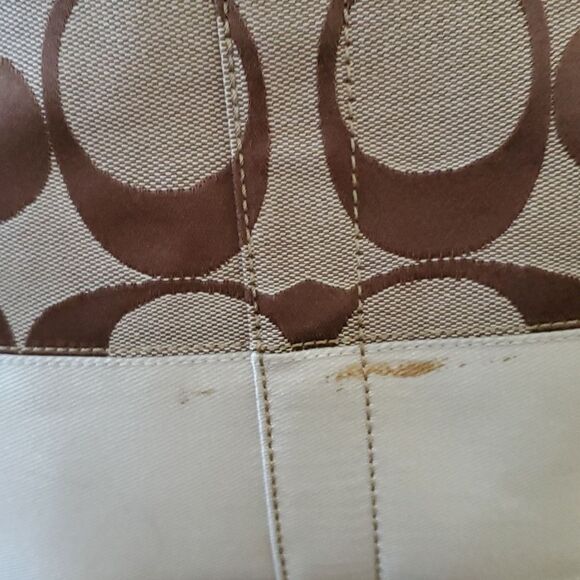 Authentic Vintage Coach logo purse - Picture 6 of 7